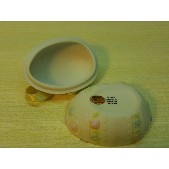 Enesco Easter Egg Trinket dish Ceramic egg shaped BB327 - Picture 6 of 7